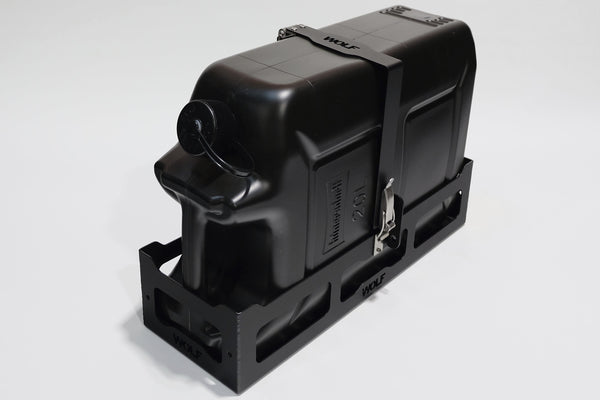 Wolf Kanisterhalter V_1 + 20 Liter Kanister